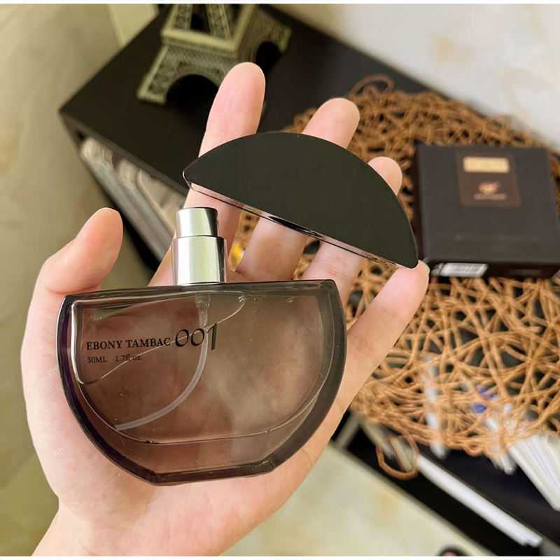 Luxuriöses orientalisches Parf – Fragrance Perfume In Dubai Bewertung und Preis